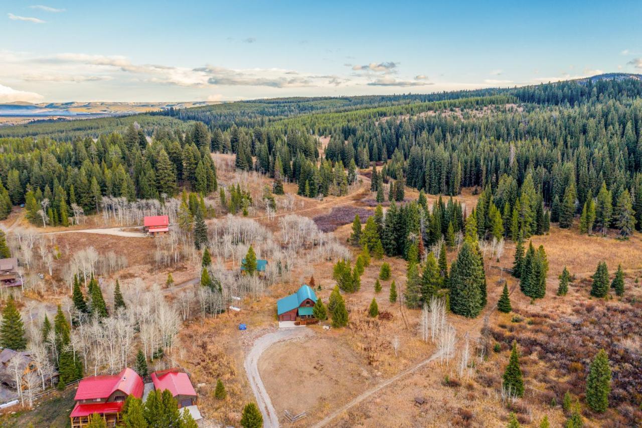 Forest Edge Homeウェスト・イエローストーン エクステリア 写真